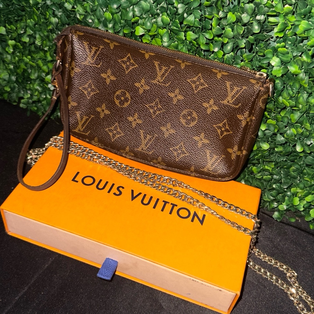 Louis Vuitton Classic Brown Monogram Wristlet